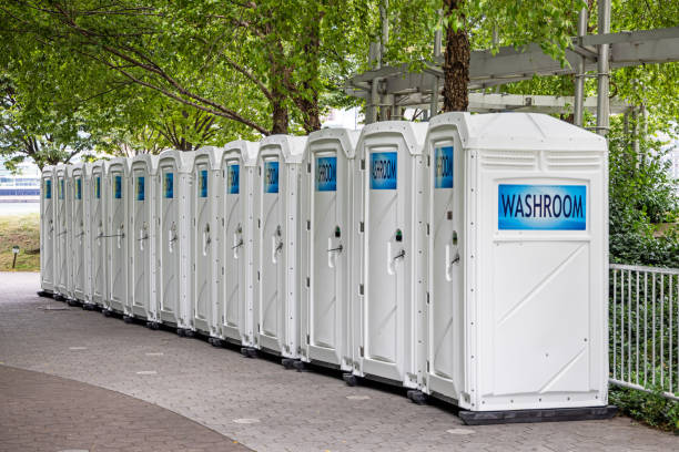Best Portable restroom trailer rental  in Germantown, WI